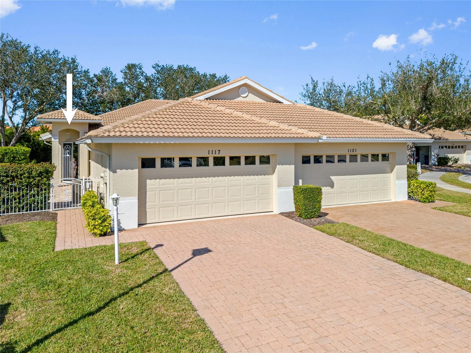 Photo of 1117 TOPELIS DR