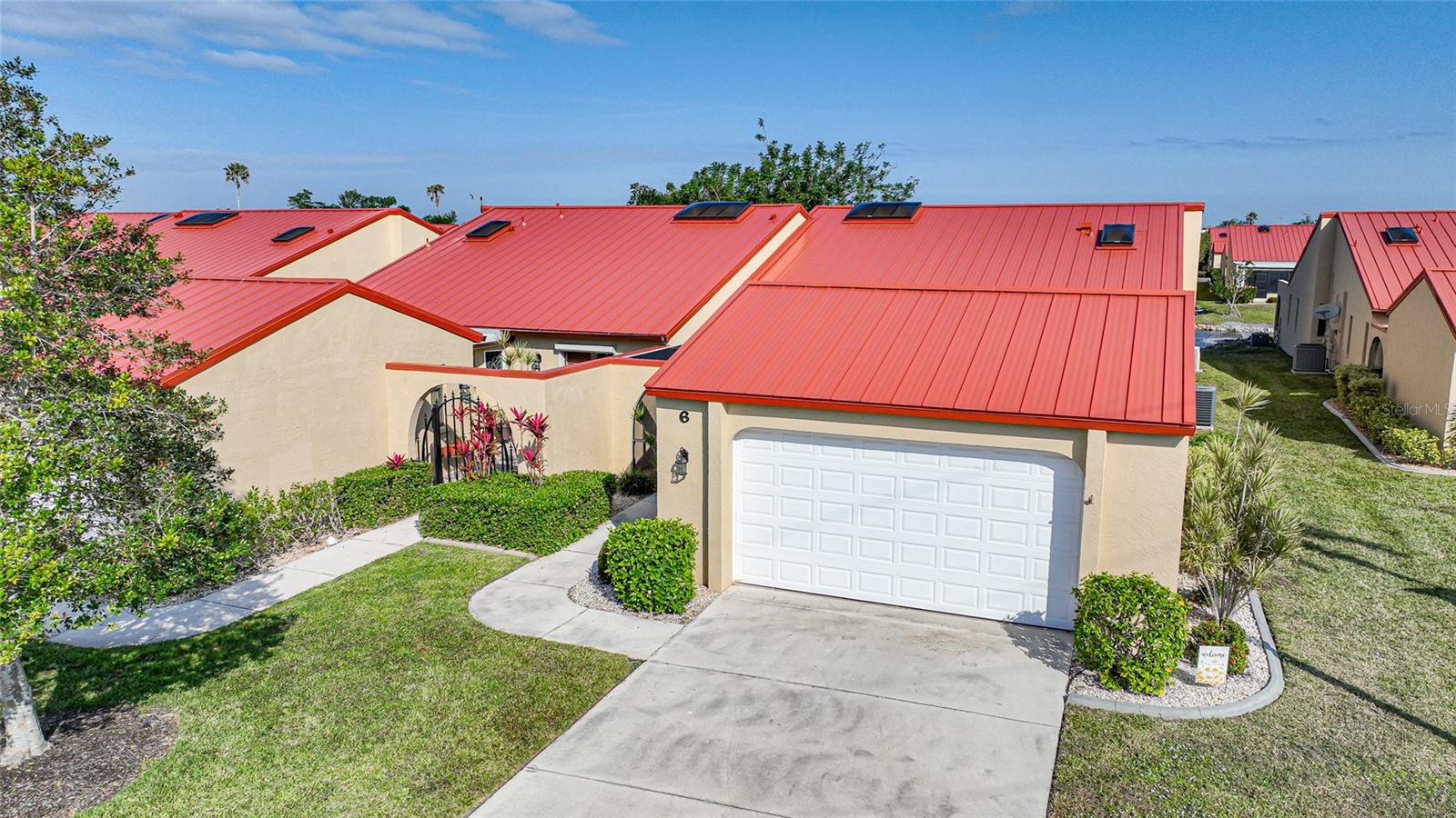 Photo of 1890 DEBORAH DR #6