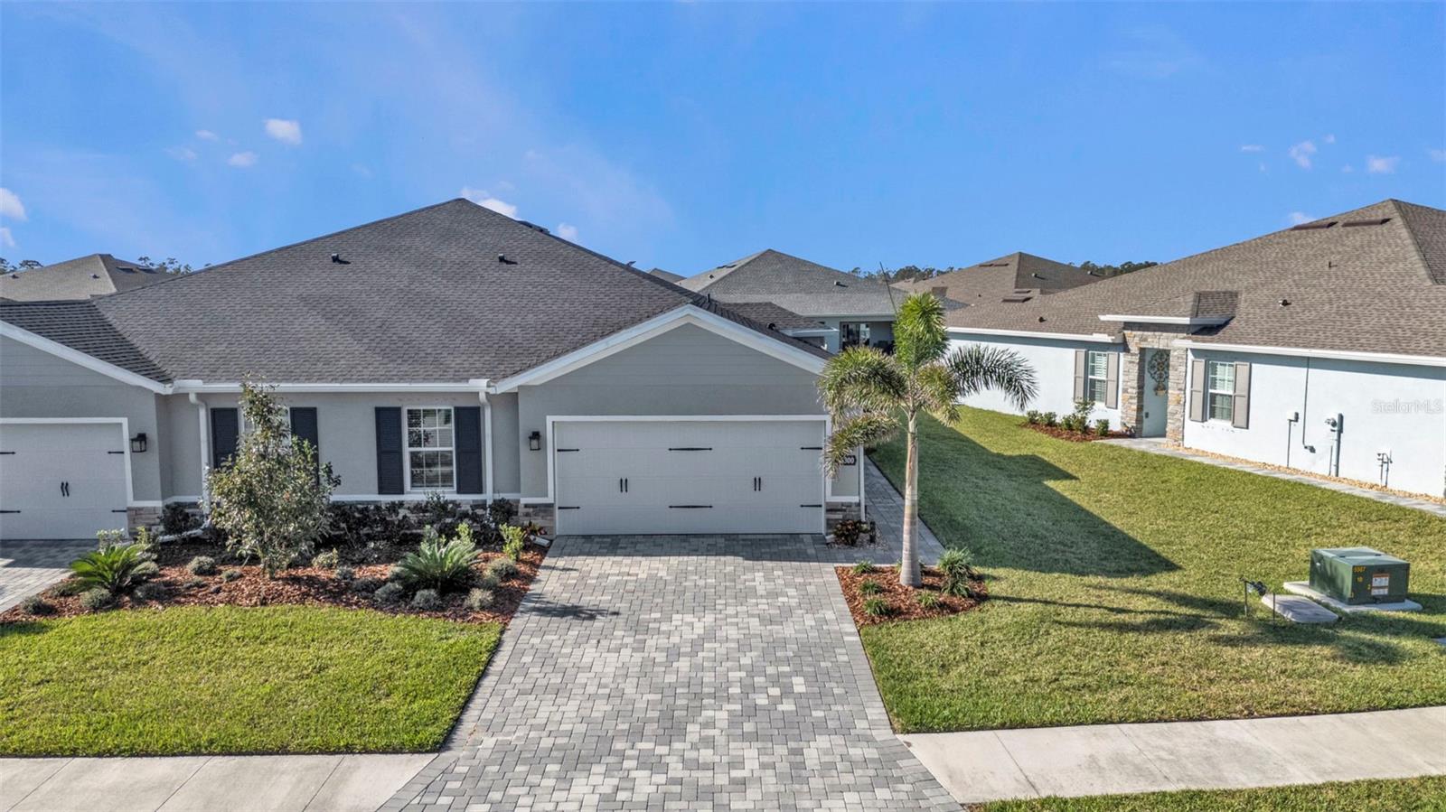 Photo 3 of 16300 COCONUT PALM DR