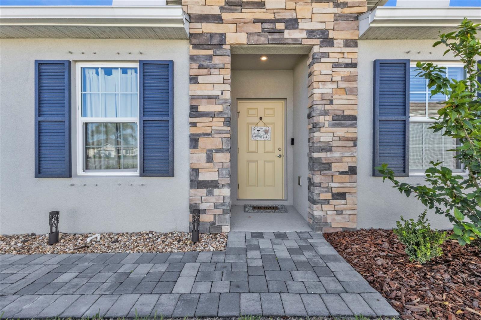 Photo 5 of 16300 COCONUT PALM DR