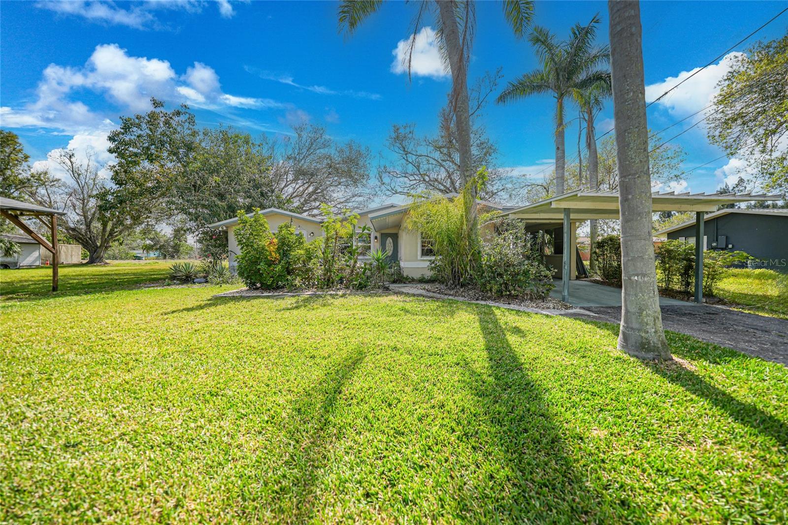 Photo of 3615 SLEEPY HOLLOW LN