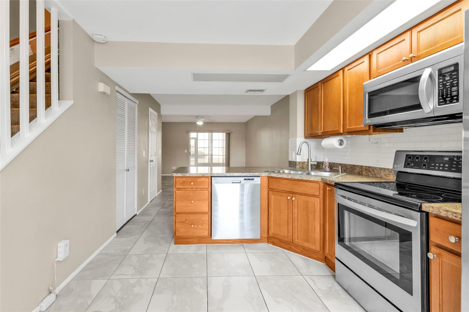 Photo 3 of 26300 RAMPART BLVD #404