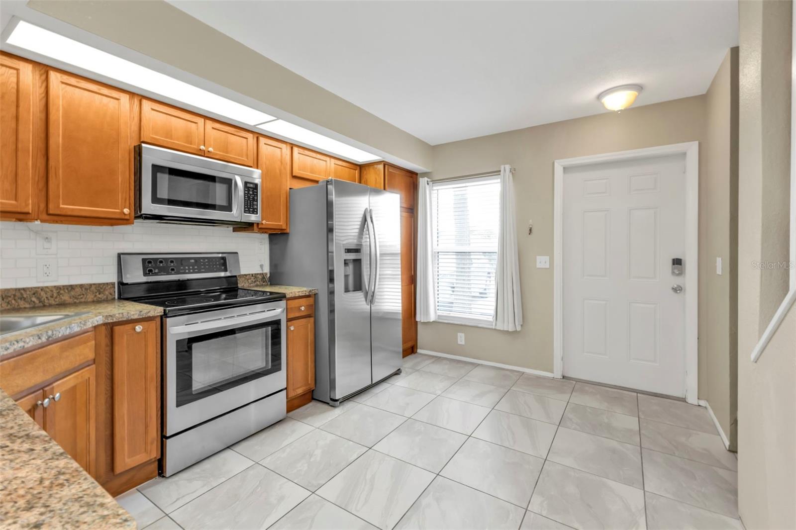 Photo 4 of 26300 RAMPART BLVD #404