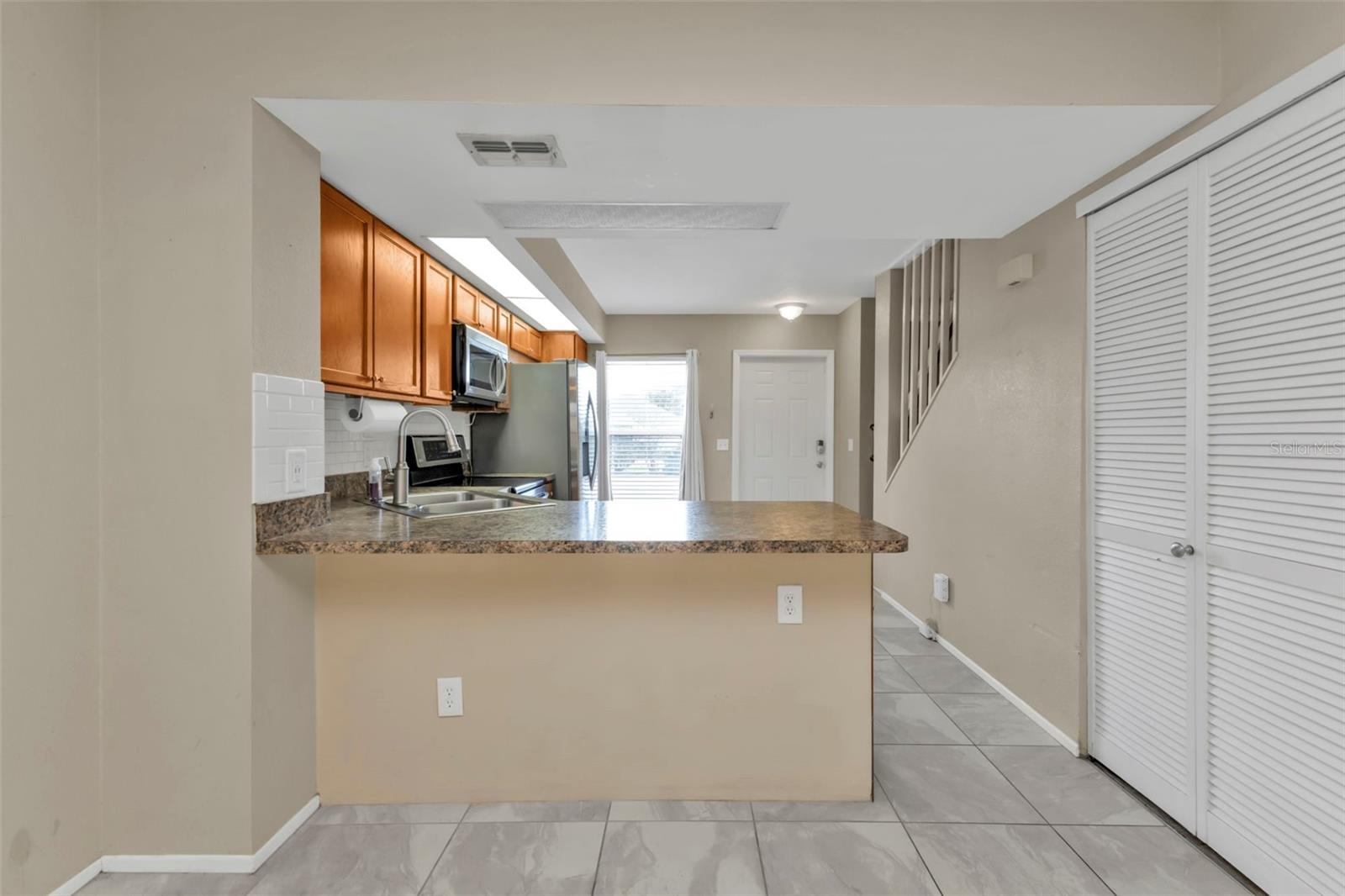 Photo 5 of 26300 RAMPART BLVD #404