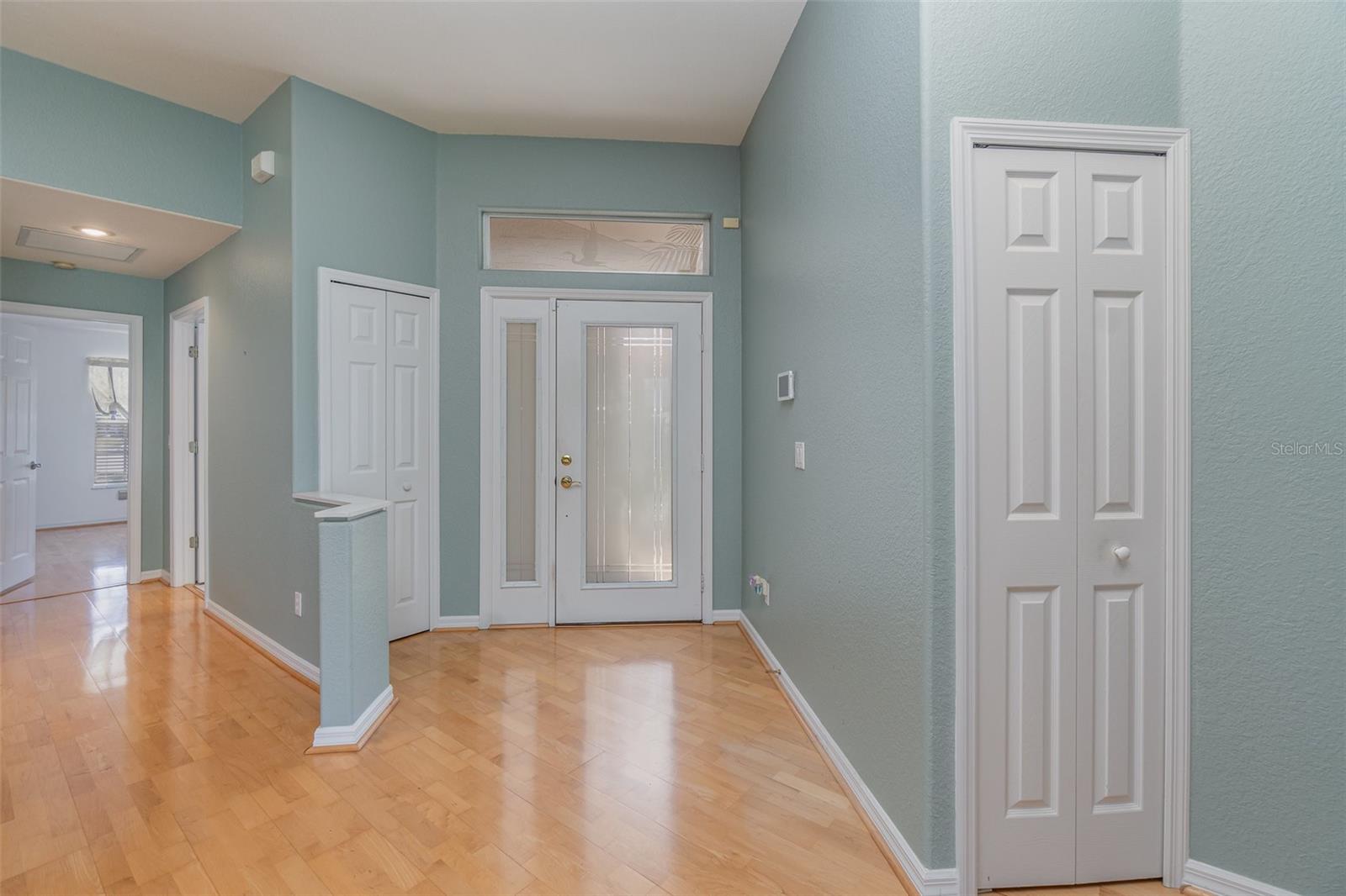 Photo 4 of 10256 SHADOW RUN CT