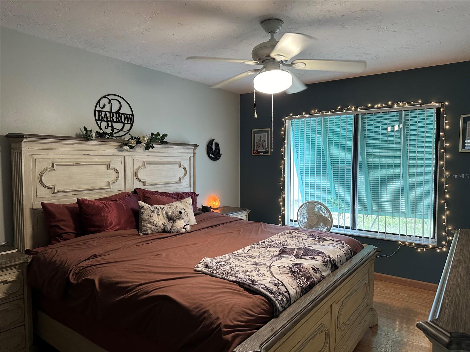 Photo 7 of 1563 BEACON DR
