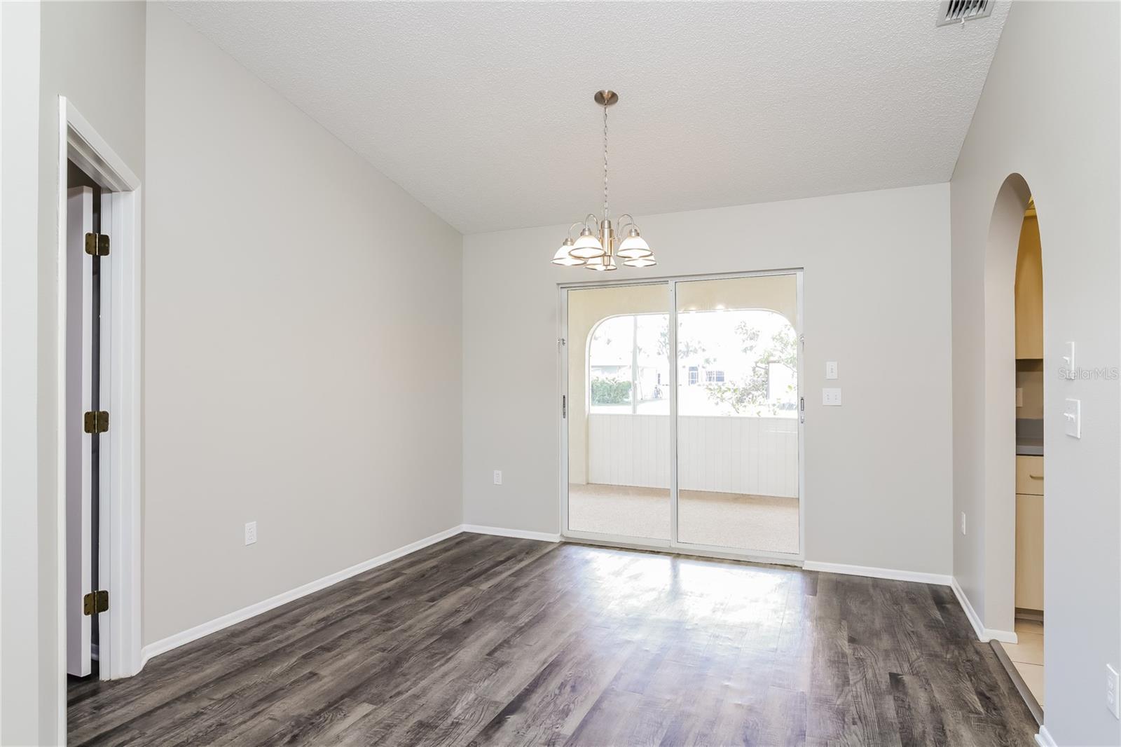 Photo 7 of 4067 BULA LN