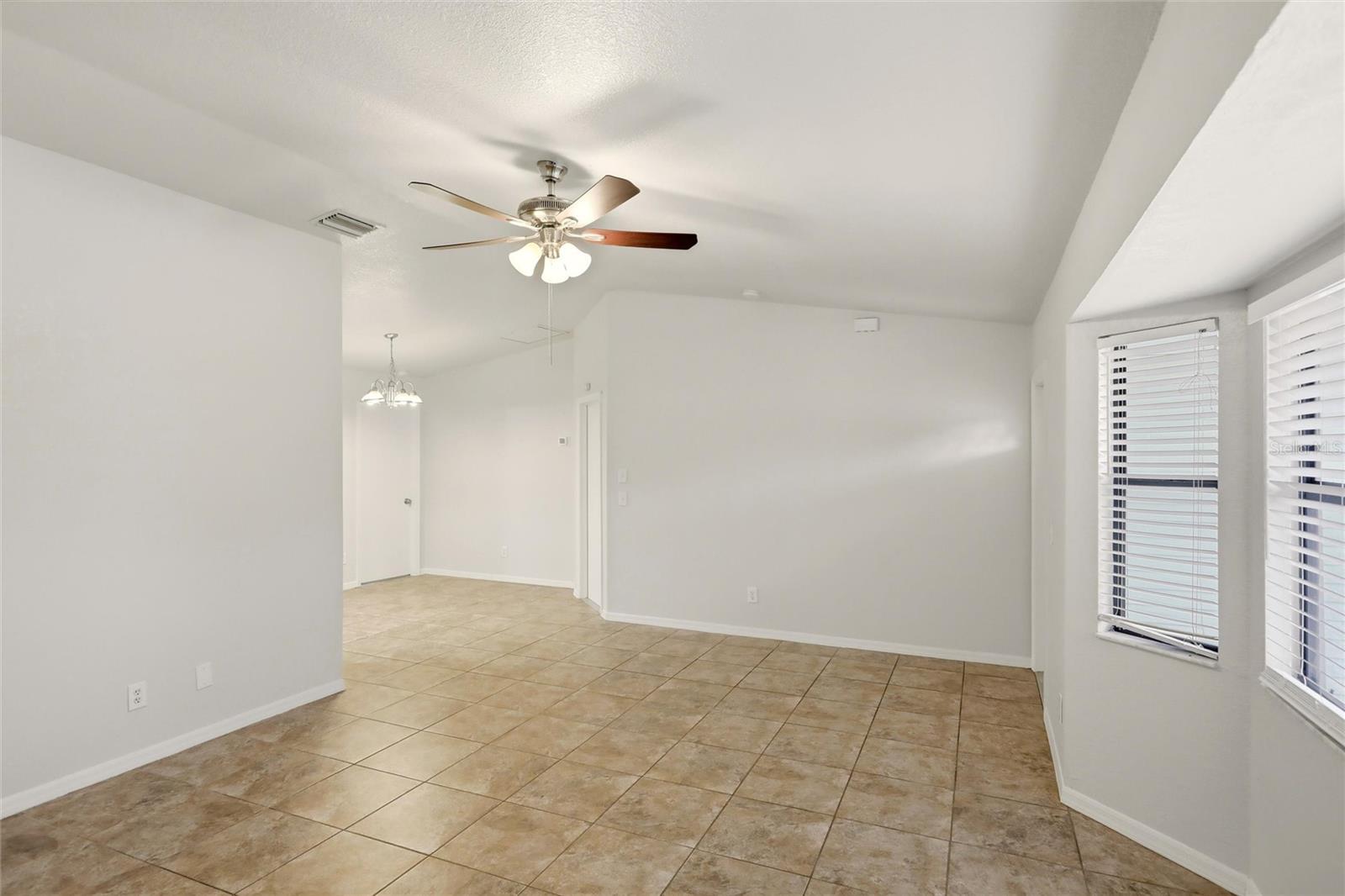 Photo 5 of 7993 ROCKWELL AVE