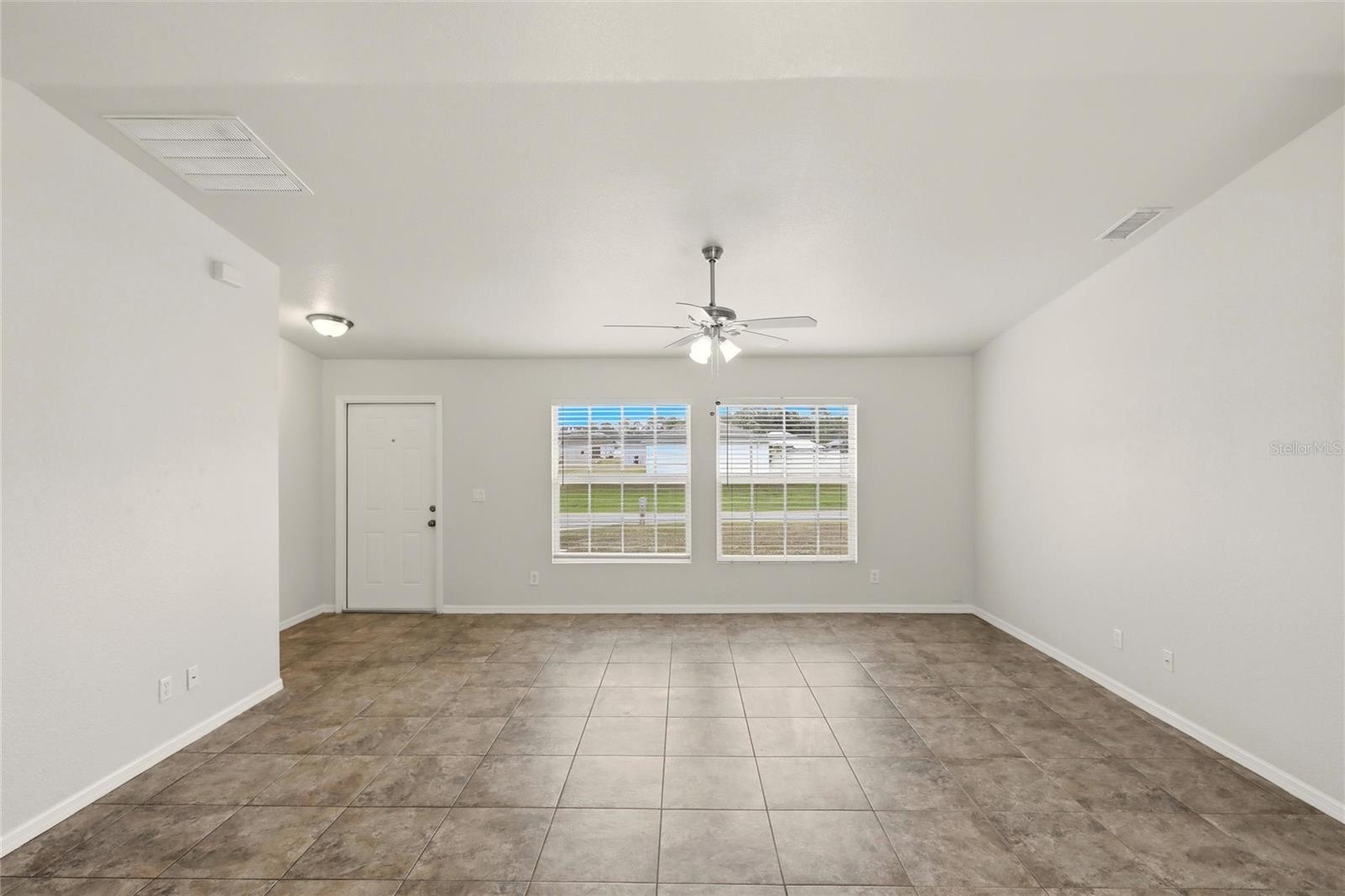 Photo 5 of 3207 WORTHINGTON AVE