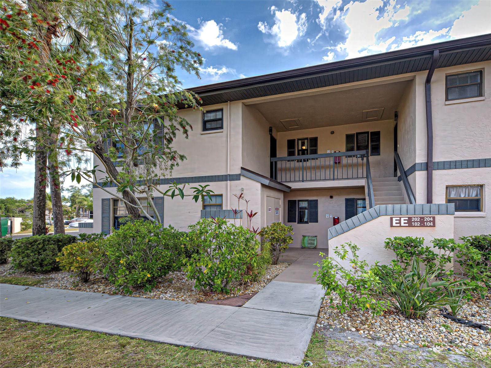 Photo of 19505 QUESADA AVE #EE202
