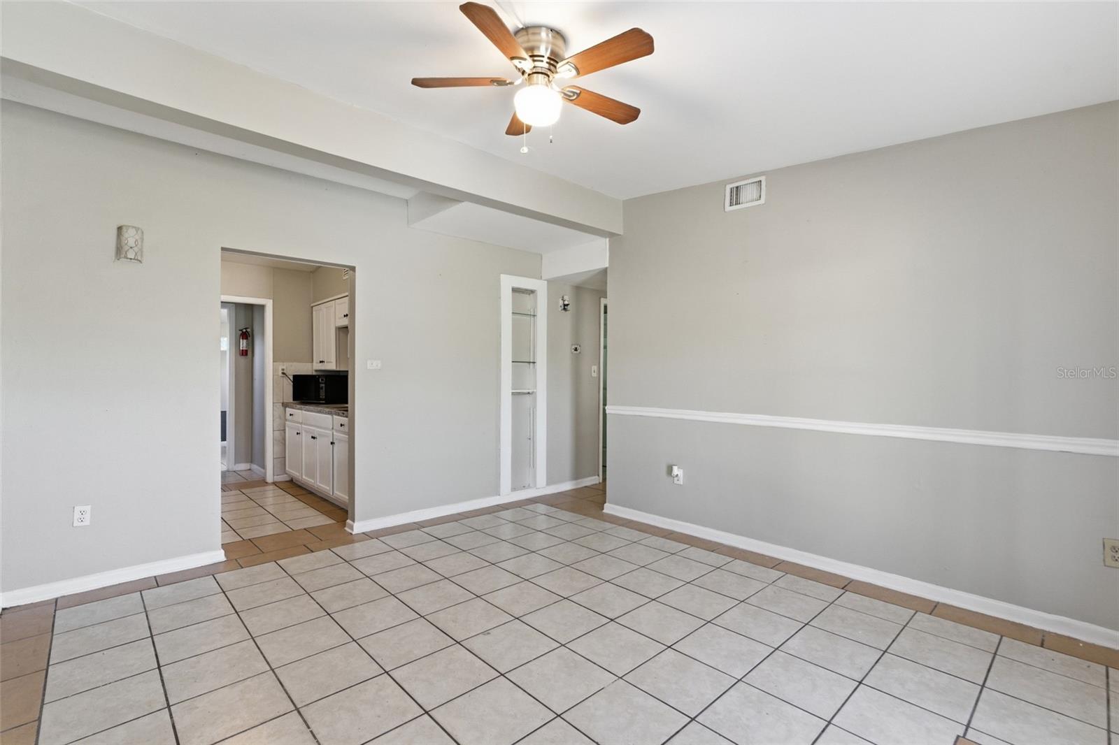 Photo 5 of 3420 NORMANDY DR