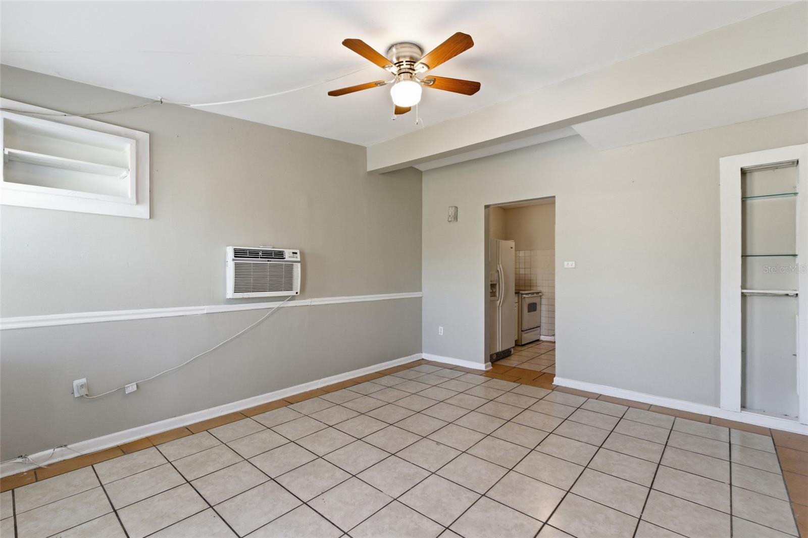 Photo 6 of 3420 NORMANDY DR