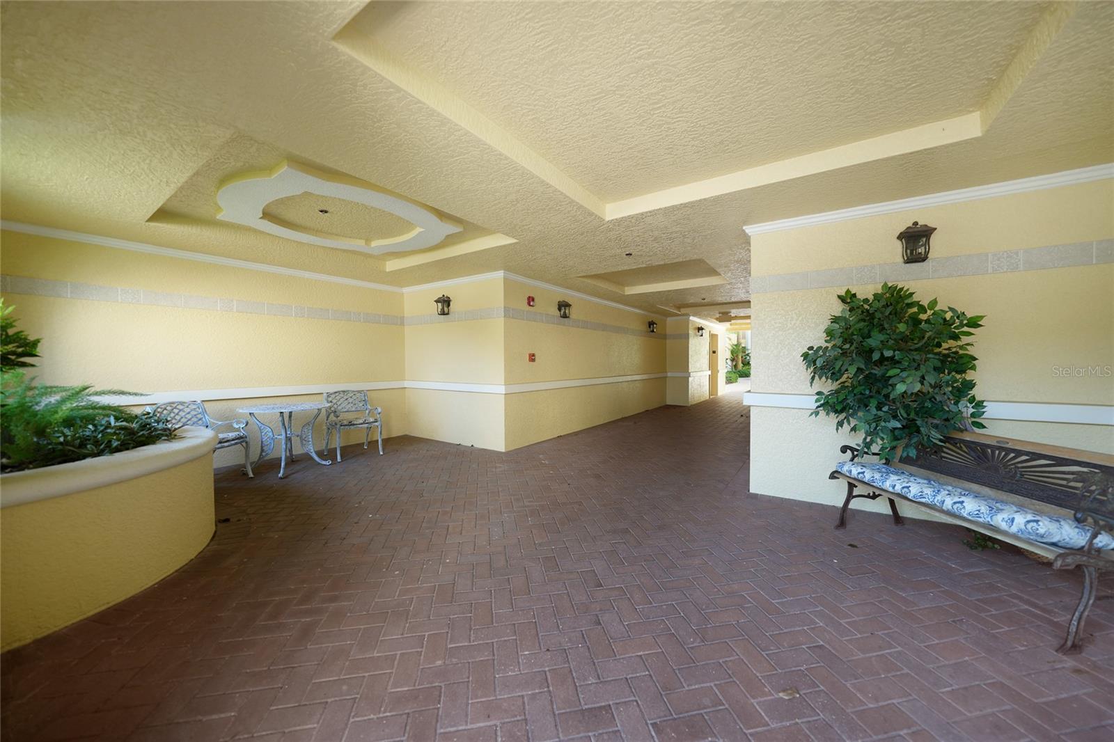 Photo 5 of 255 W END DR #3306