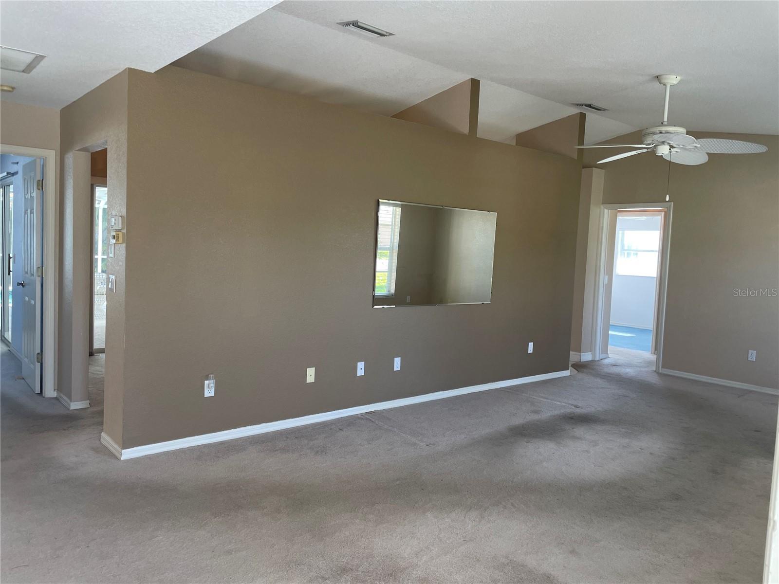 Photo 5 of 23372 MULLINS AVE