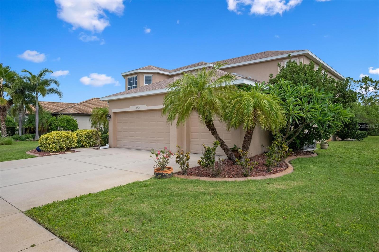 Photo 3 of 1762 BOTTLEBRUSH WAY