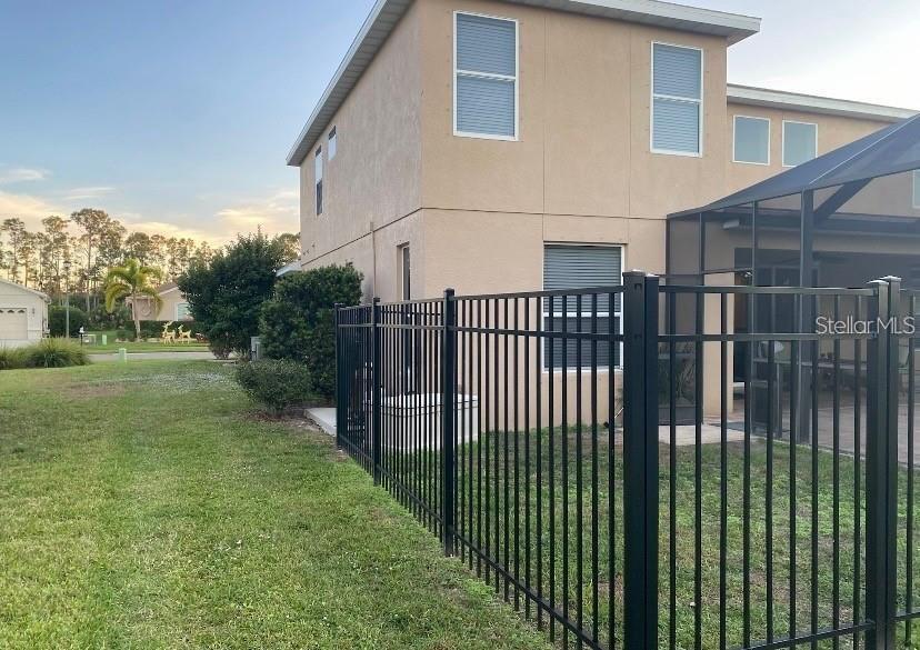Photo 4 of 1762 BOTTLEBRUSH WAY