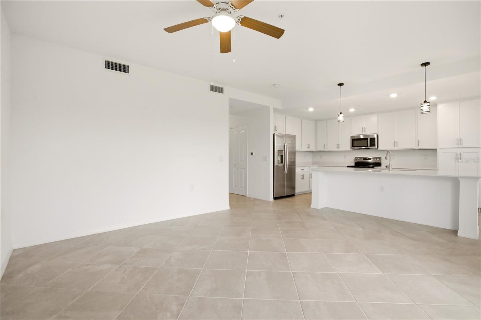 Photo 6 of 14191 HERITAGE LANDING BLVD #1216