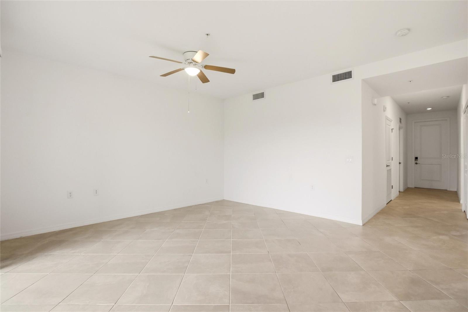 Photo 7 of 14191 HERITAGE LANDING BLVD #1216