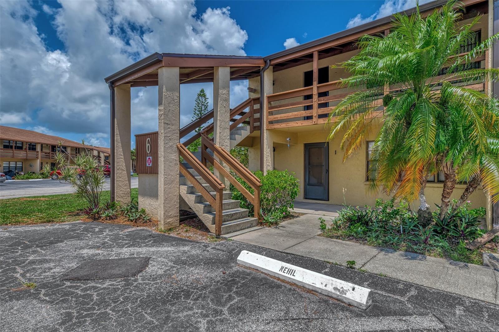 Photo of 6 QUAILS RUN BLVD #7