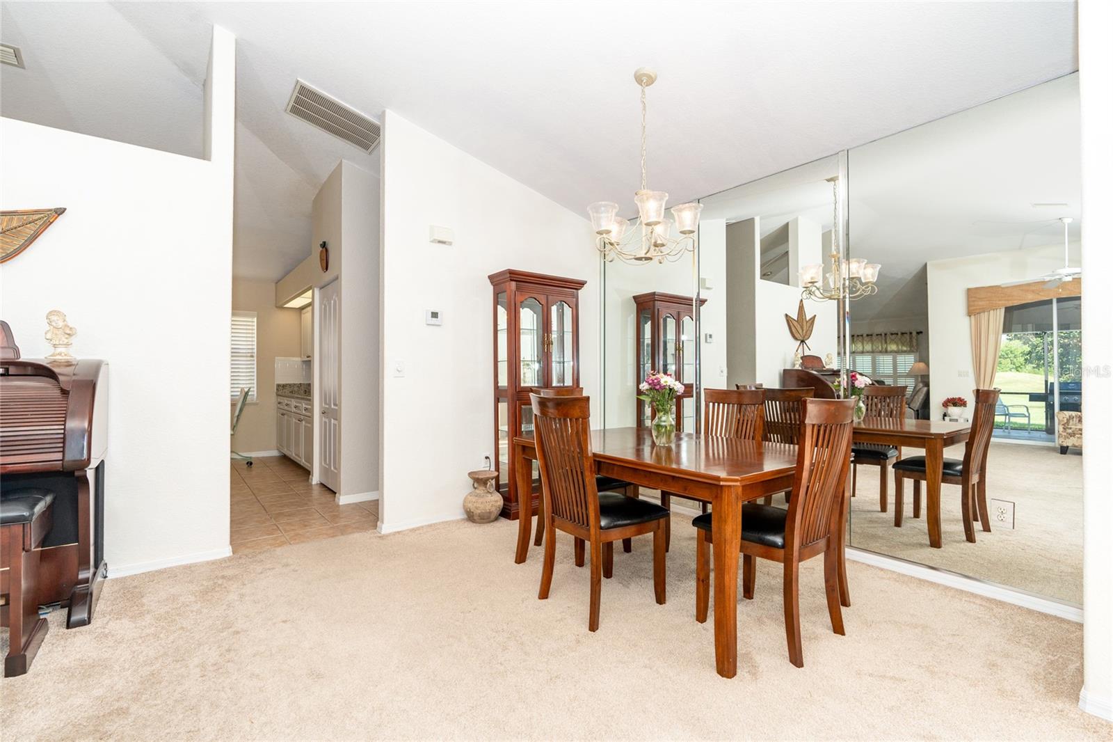 Photo 7 of 8216 PARKSIDE DR