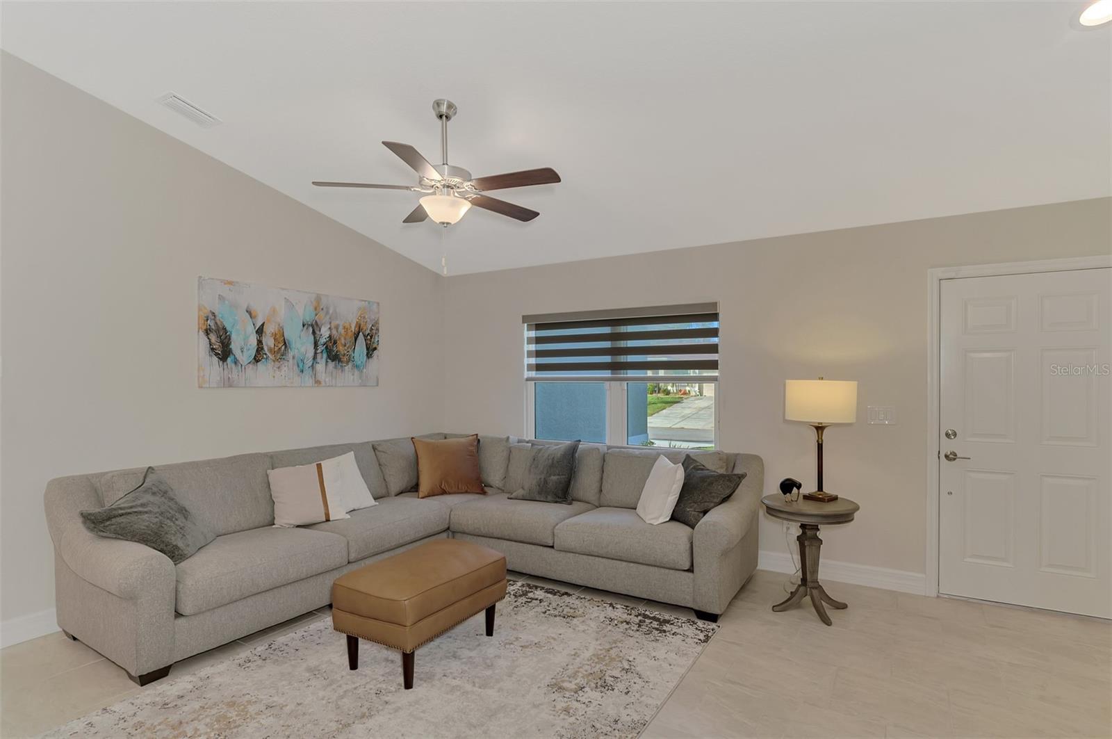Photo 6 of 2775 WYOLA AVE