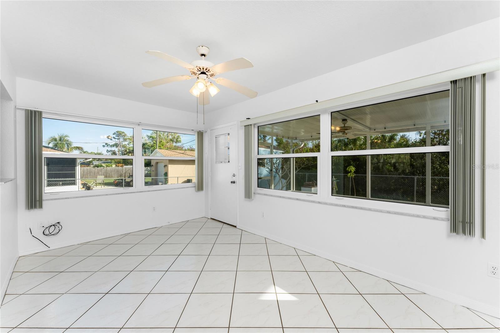 Photo 7 of 1201 WILSON DR