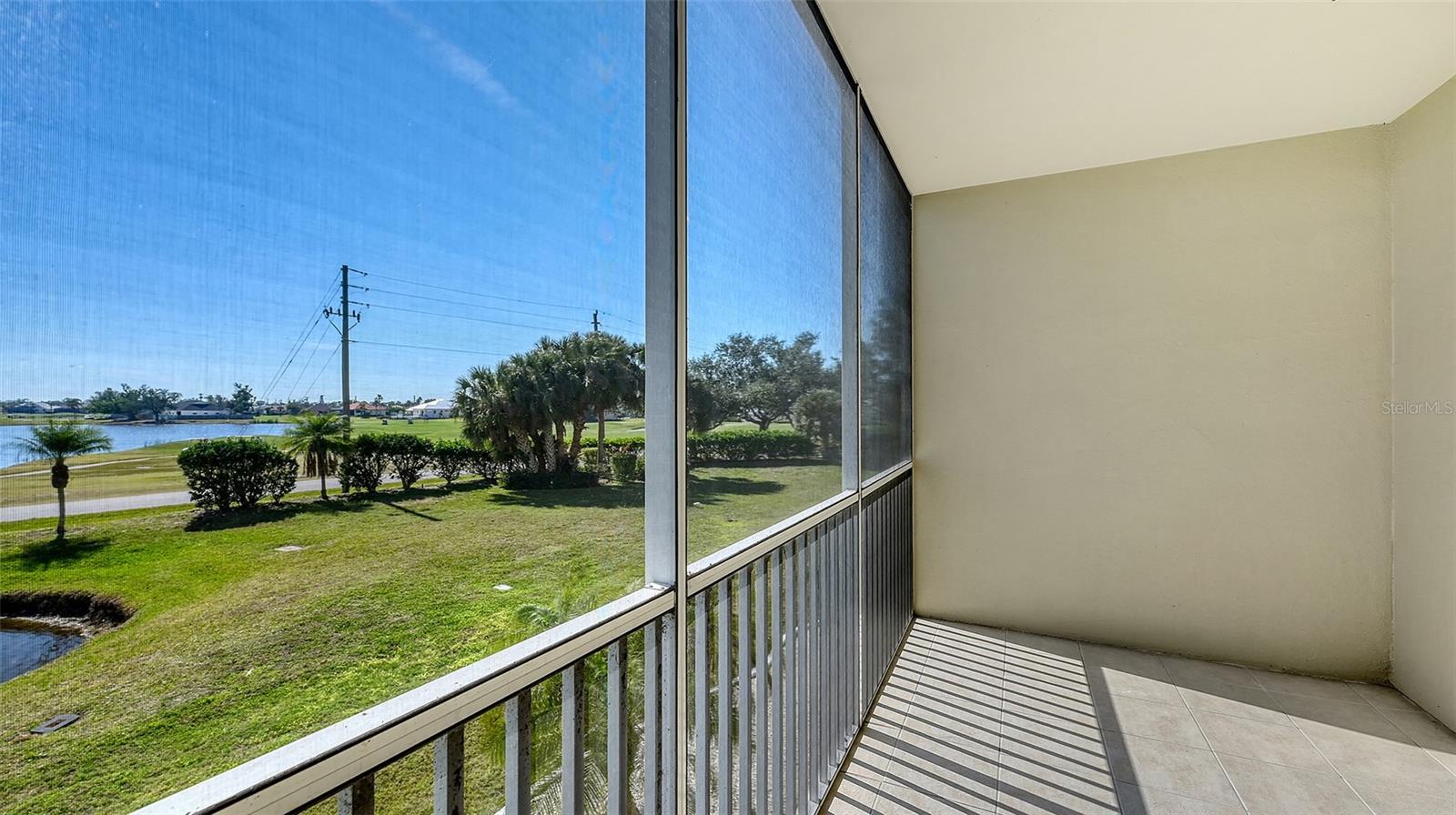 Photo 2 of 10045 LINKS LN #203