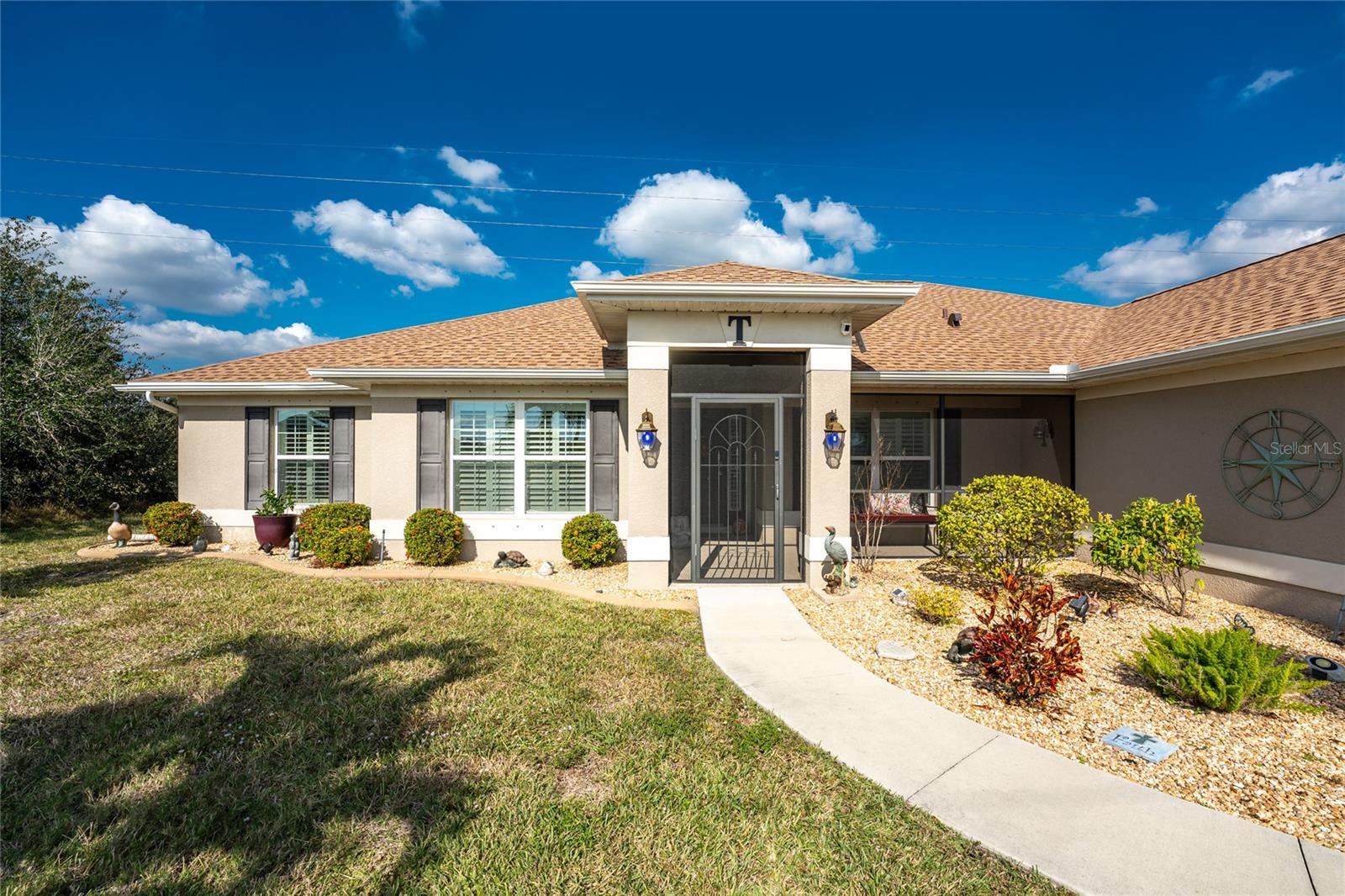 Photo of 25470 PALISADE RD