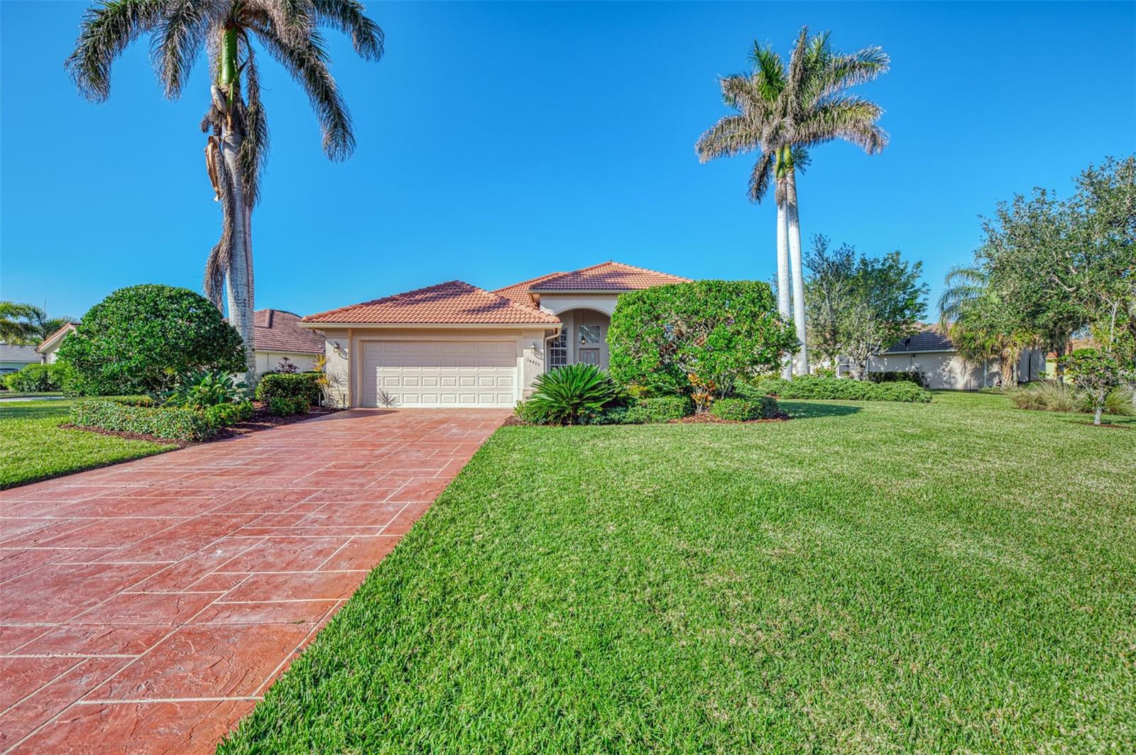 Photo 3 of 14405 SILVER LAKES CIR