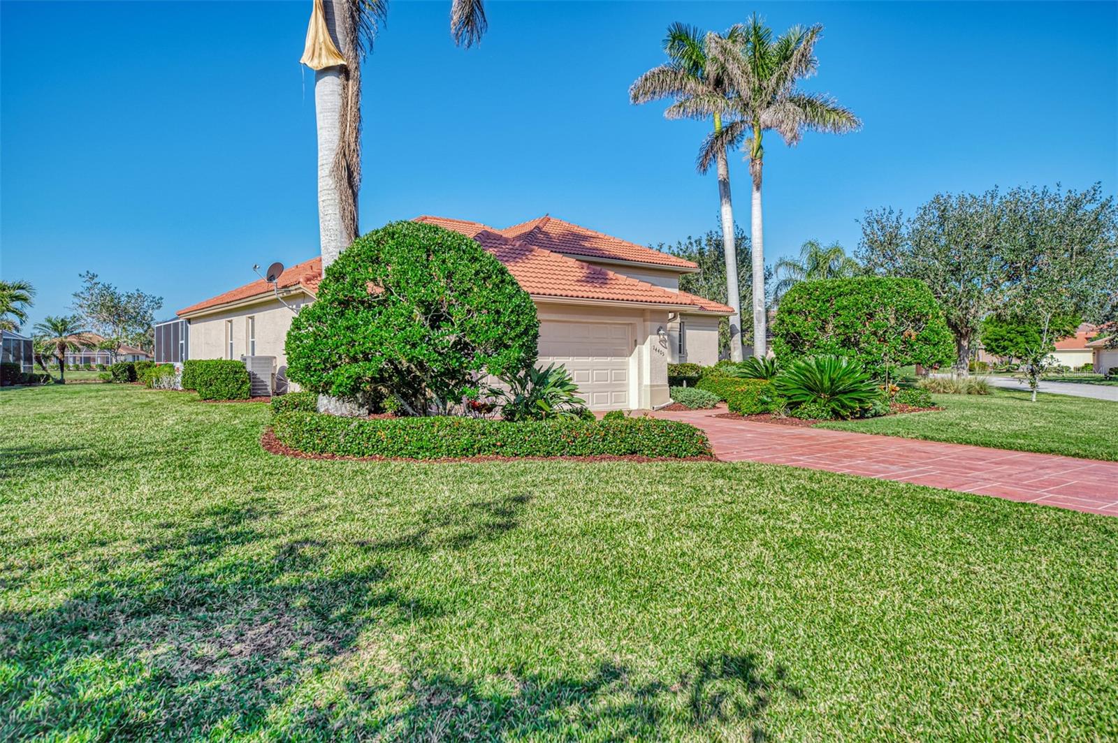 Photo 4 of 14405 SILVER LAKES CIR