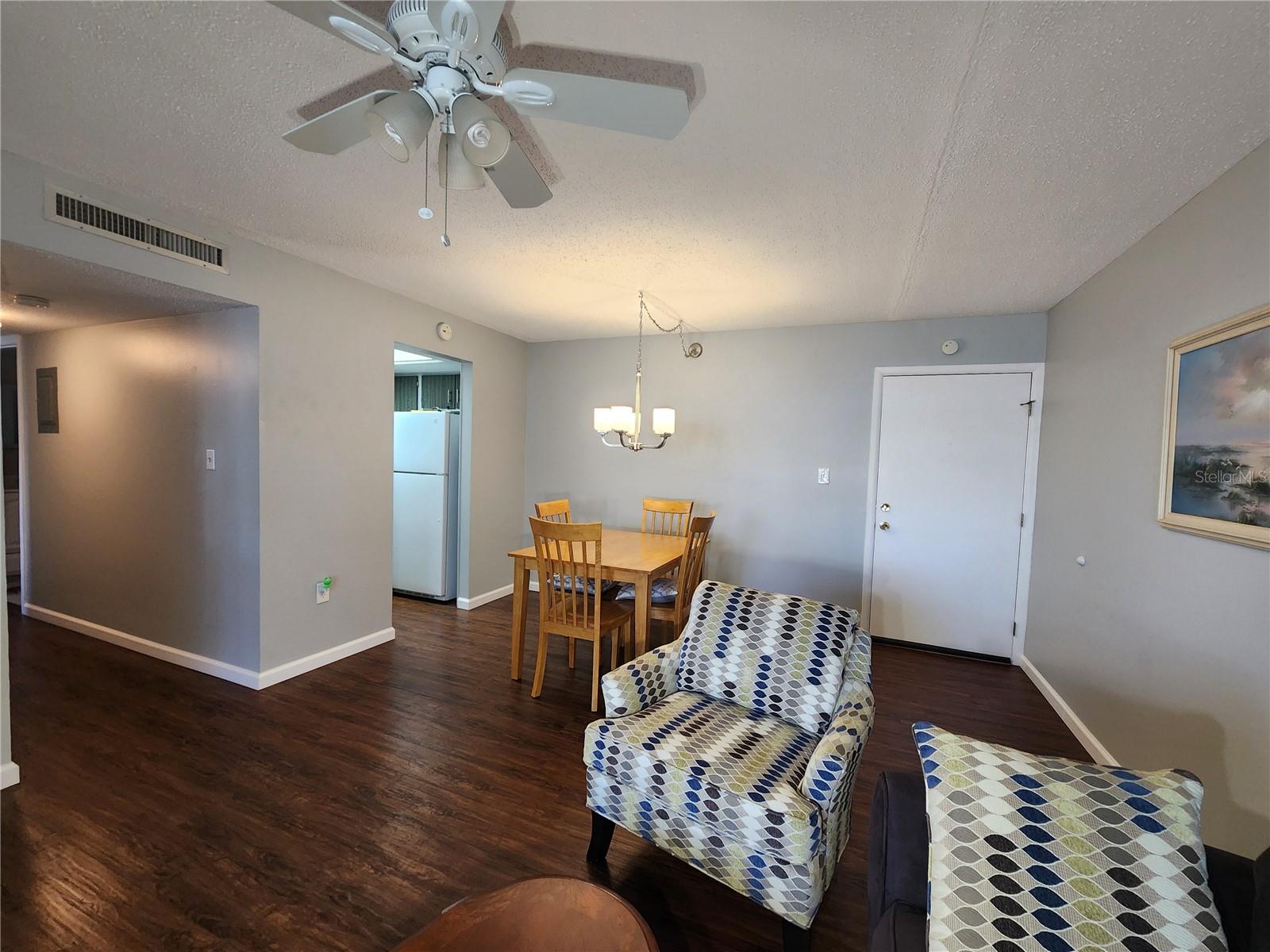 Photo 7 of 21320 BRINSON AVE #109