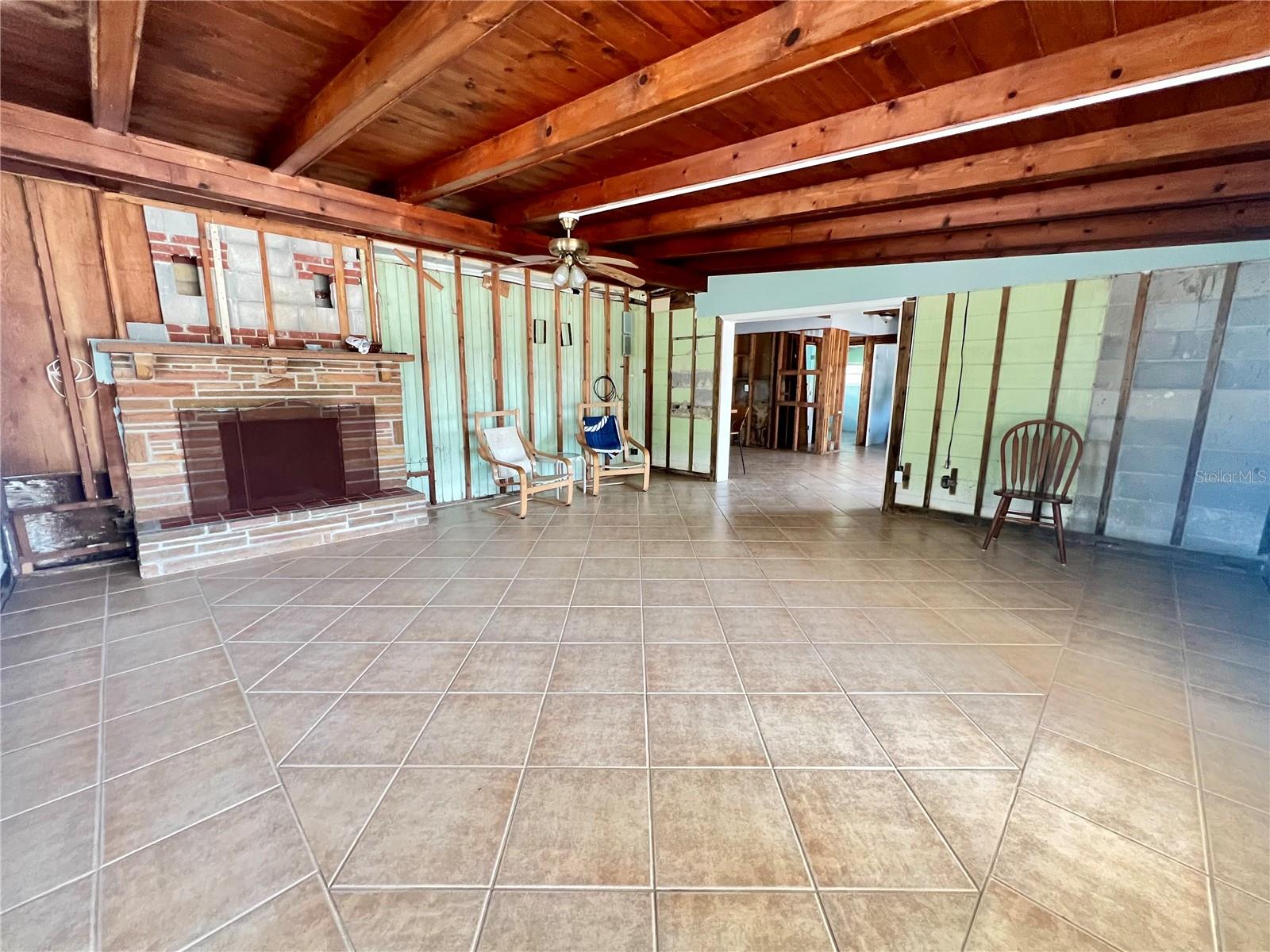 Photo 6 of 1115 GULF BLVD