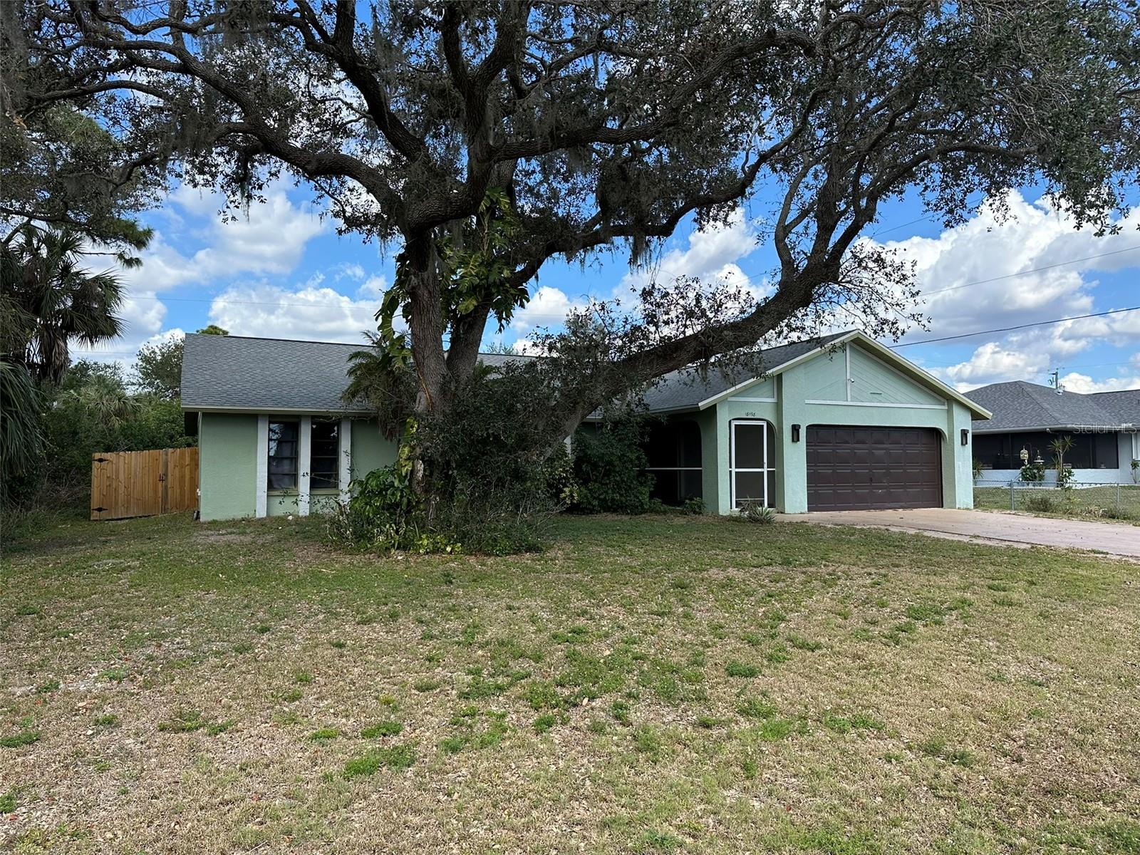 Photo 2 of 18198 GRIFFEN AVE
