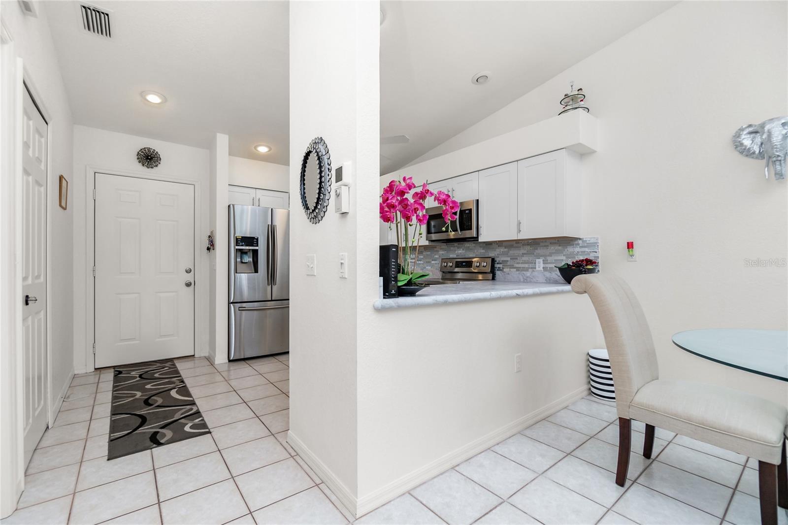 Photo 6 of 4260 PLACIDA RD #9B