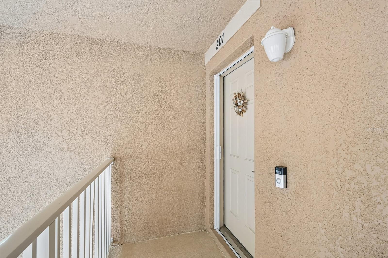 Photo 2 of 1003 FAIRWAYCOVE LN #201