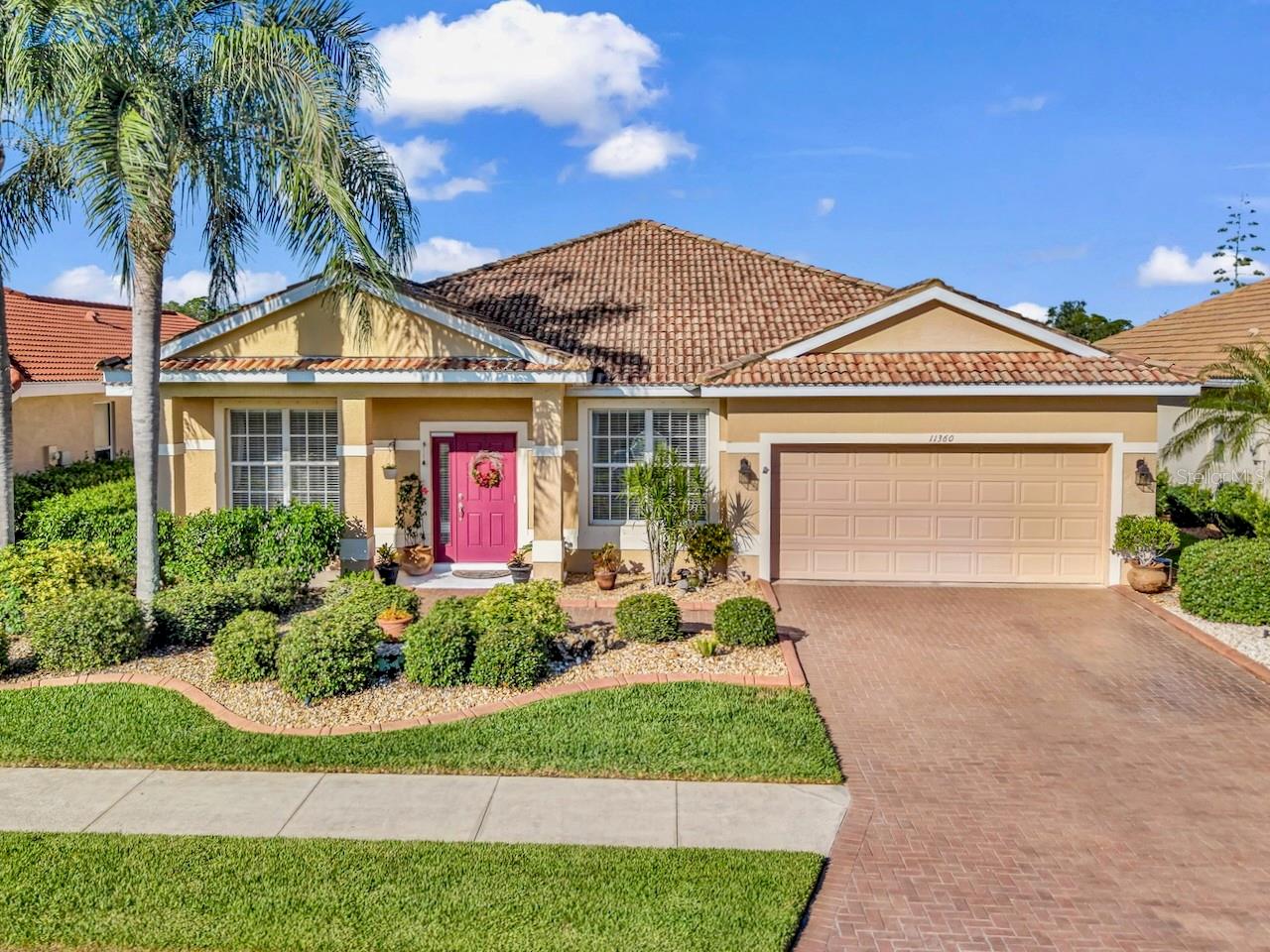 Photo of 11360 DANCING RIVER DR