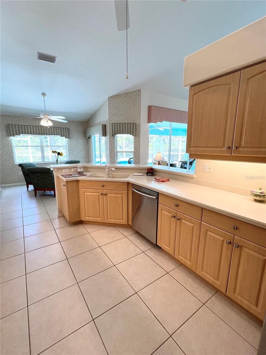 Photo 6 of 2454 SONOMA DR W