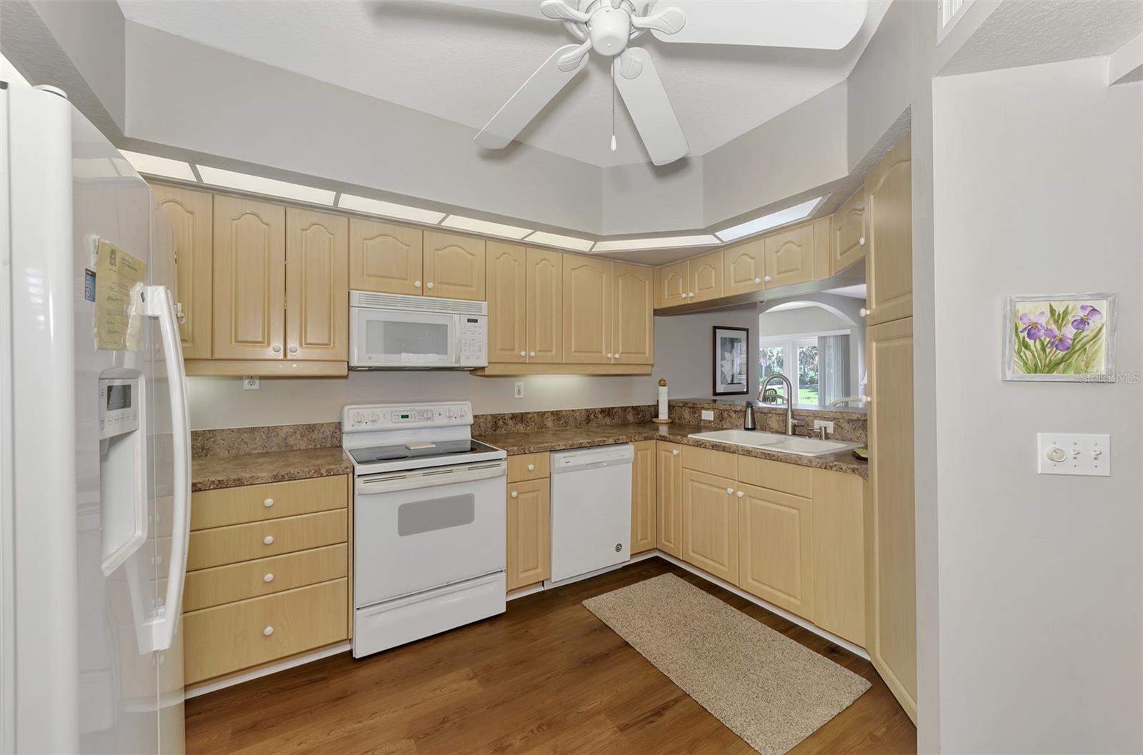 Photo 4 of 902 ADDINGTON CT #104