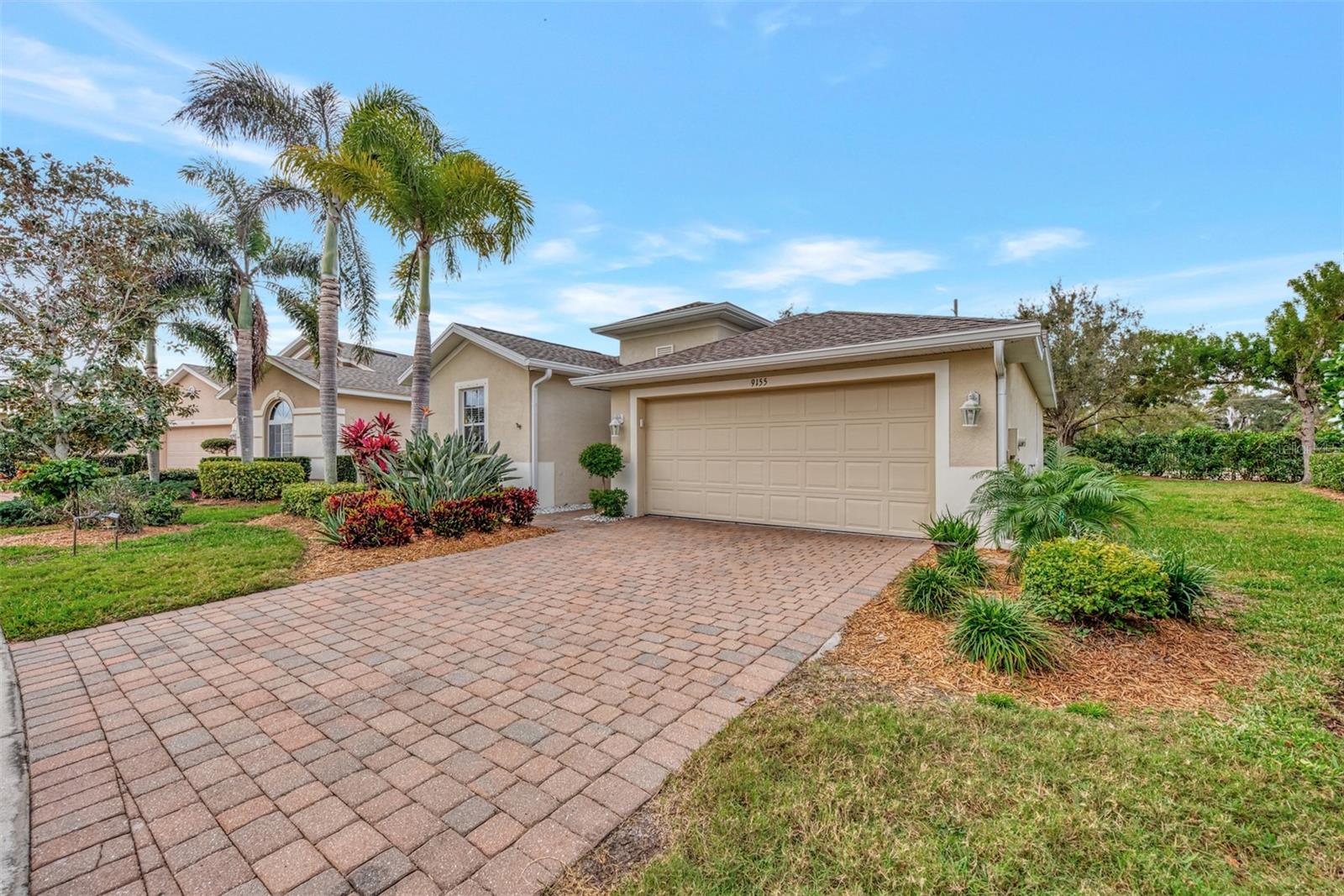 Photo 3 of 9155 COACHMAN DR