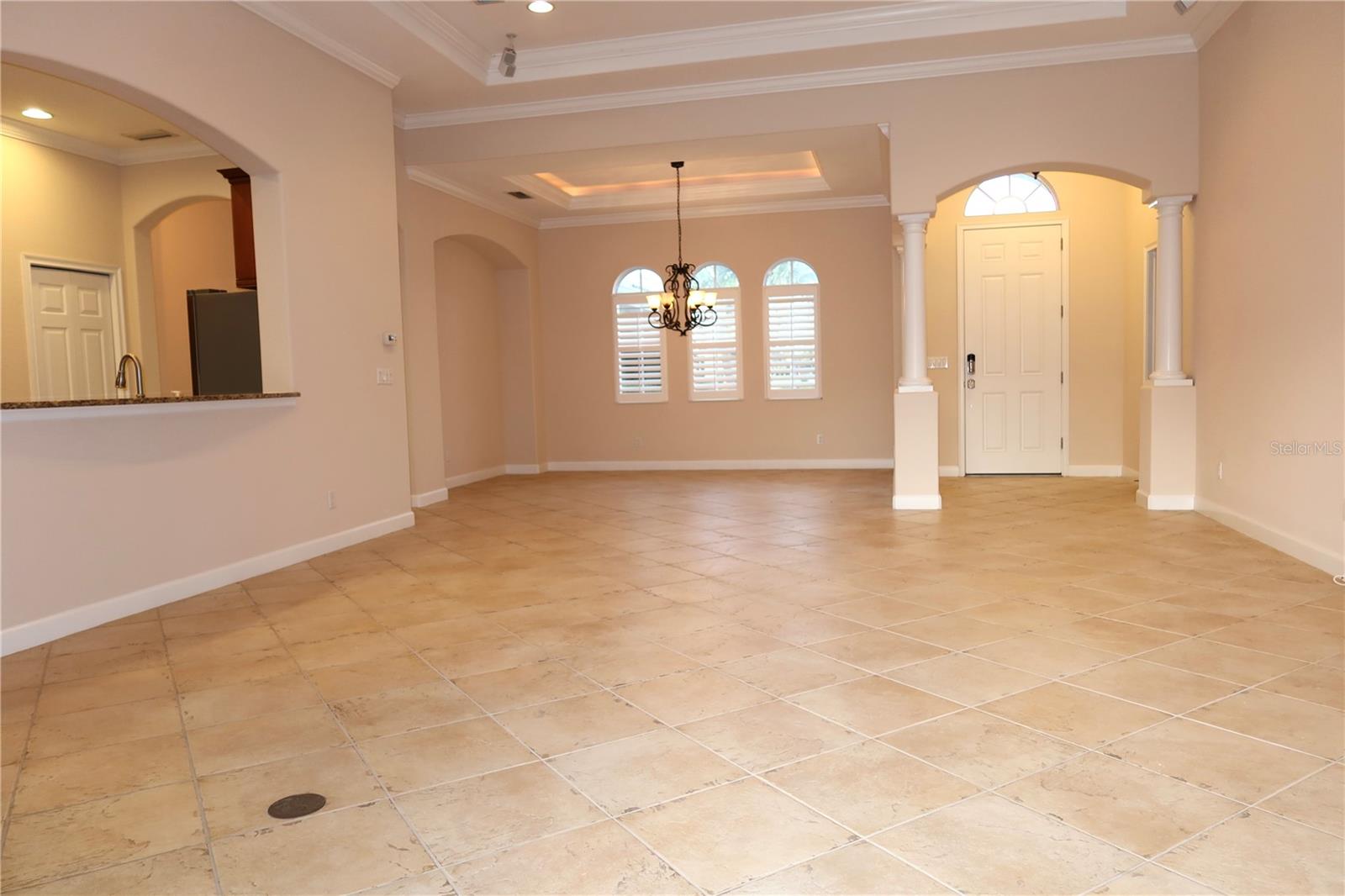 Photo 5 of 145 MONTELLUNA DR
