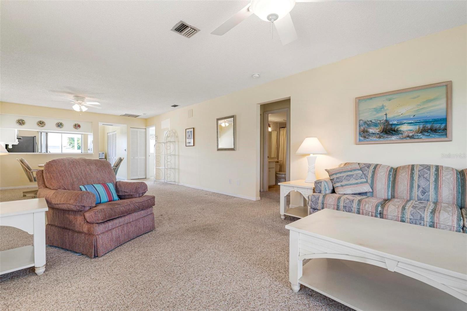 Photo 7 of 451 WEXFORD CIR
