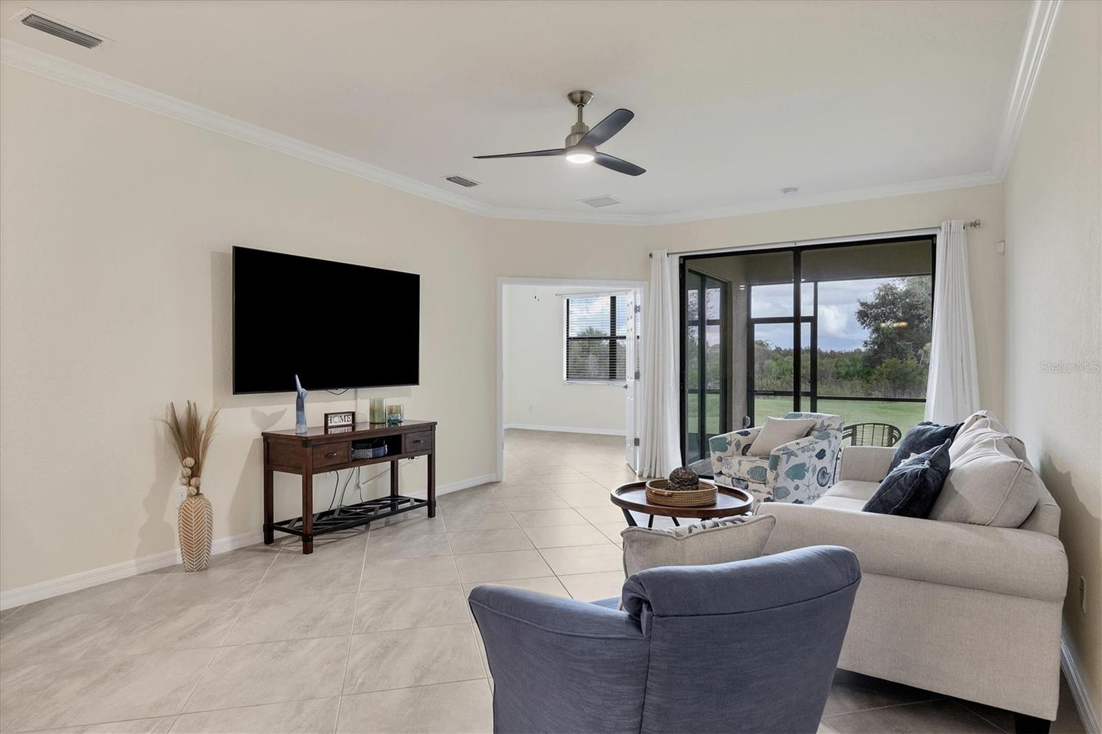 Photo 5 of 23928 SKYFLOWER CT