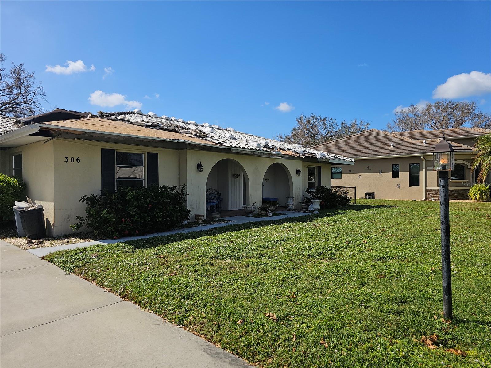 Photo 3 of 306 SIGNORELLI DR