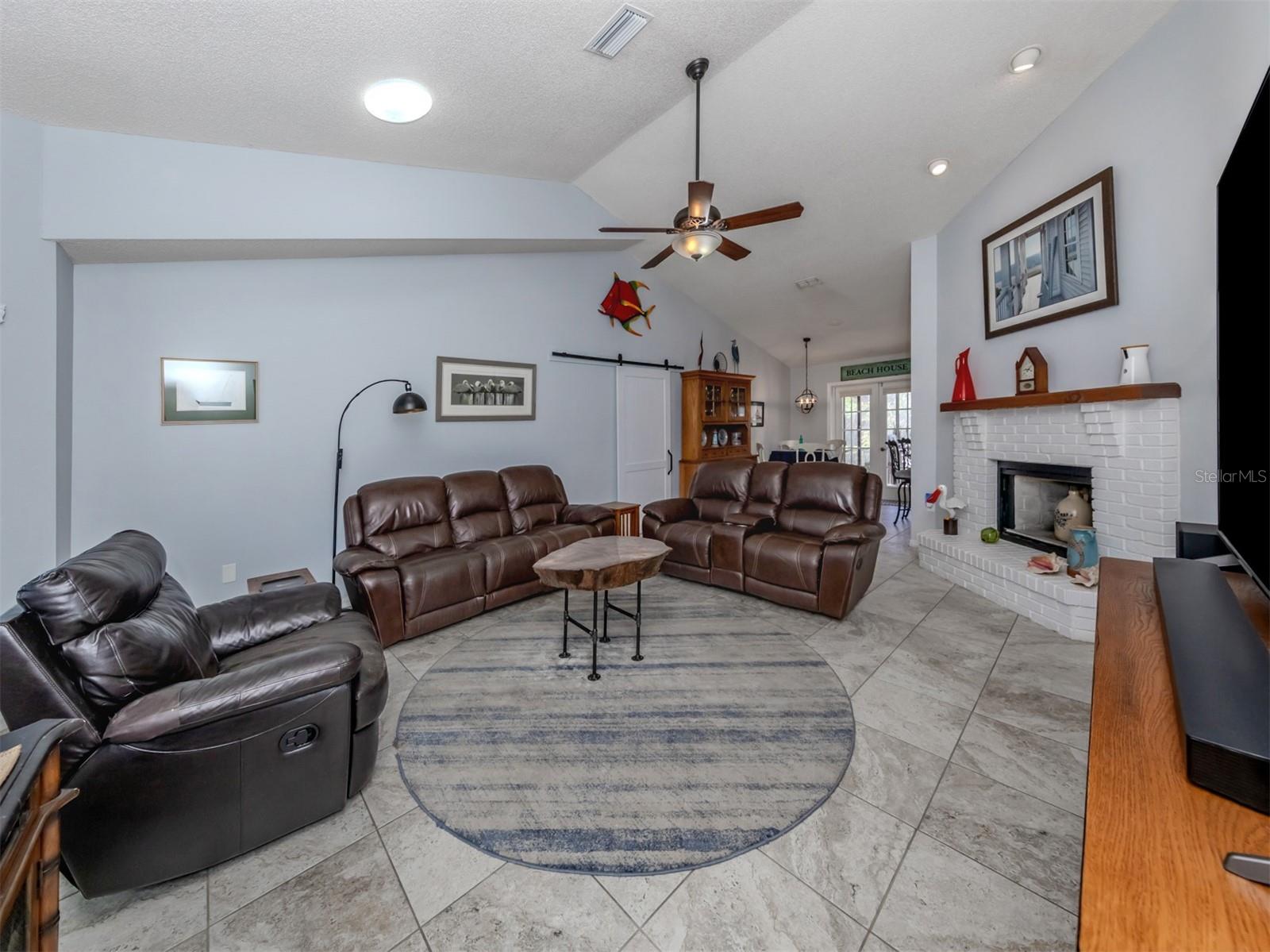 Photo 6 of 241 WOODINGHAM TRL