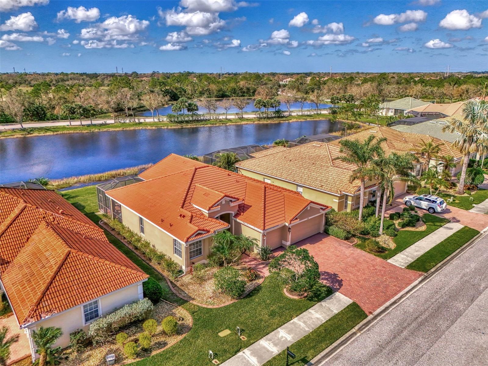 Photo 5 of 11356 DANCING RIVER DR