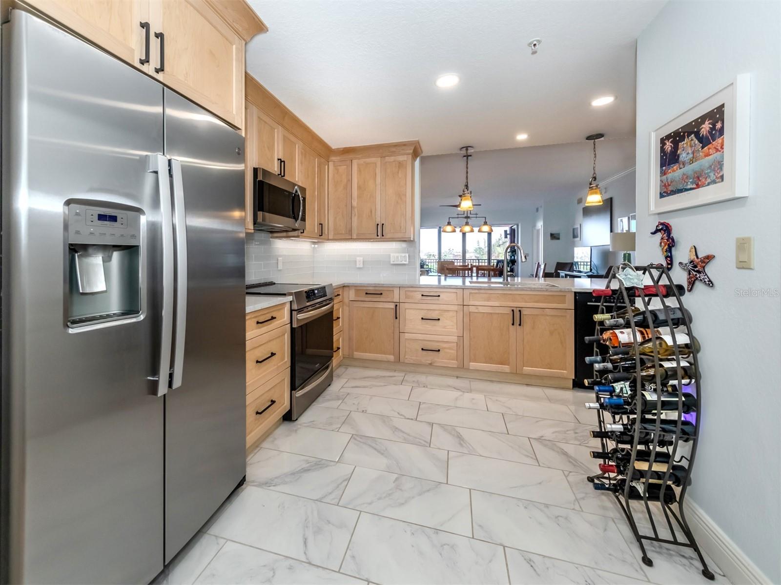 Photo 6 of 147 TAMPA AVE E #202
