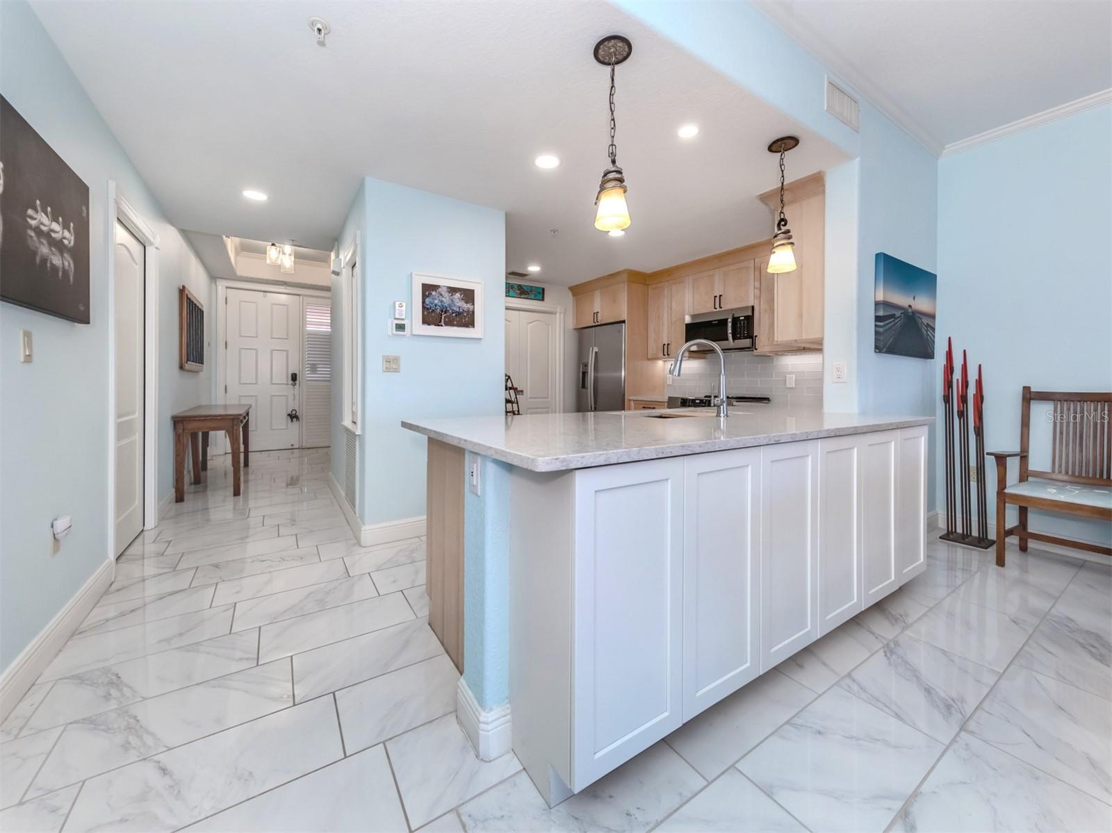 Photo 3 of 147 TAMPA AVE E #202