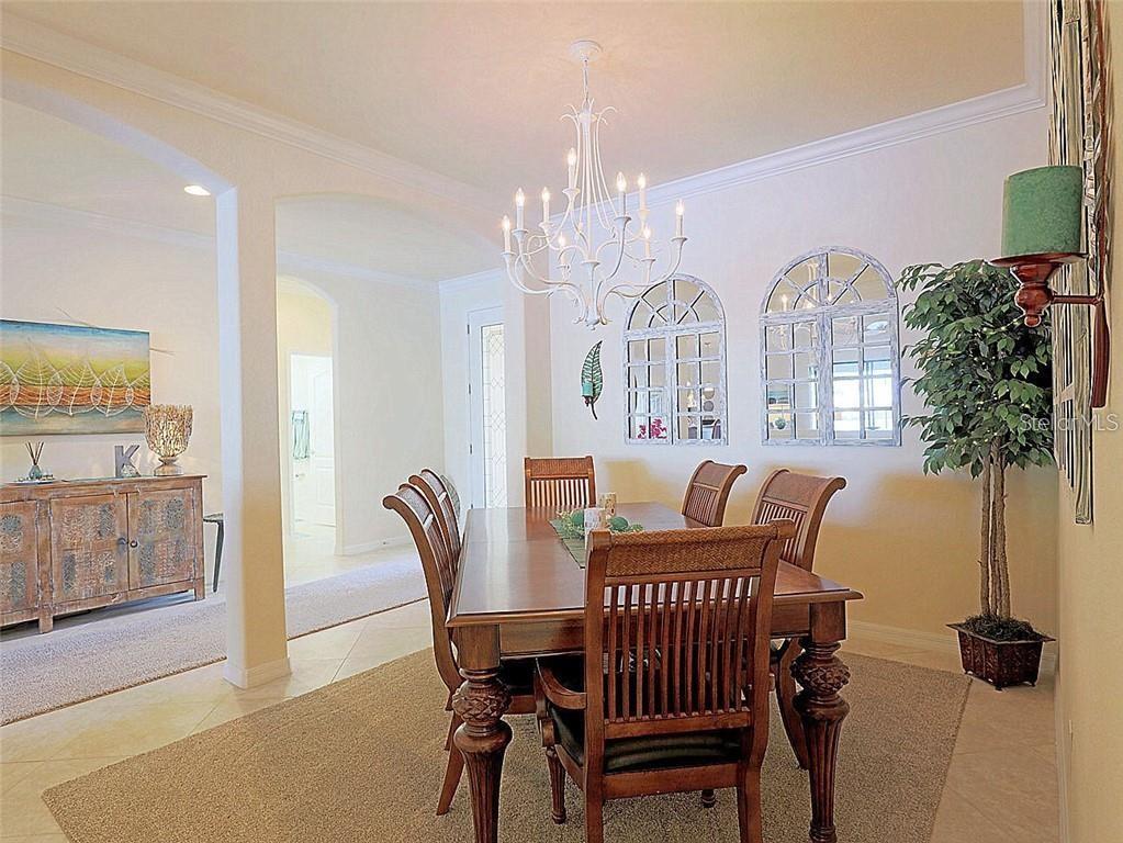 Photo 5 of 20230 GRANLAGO DR