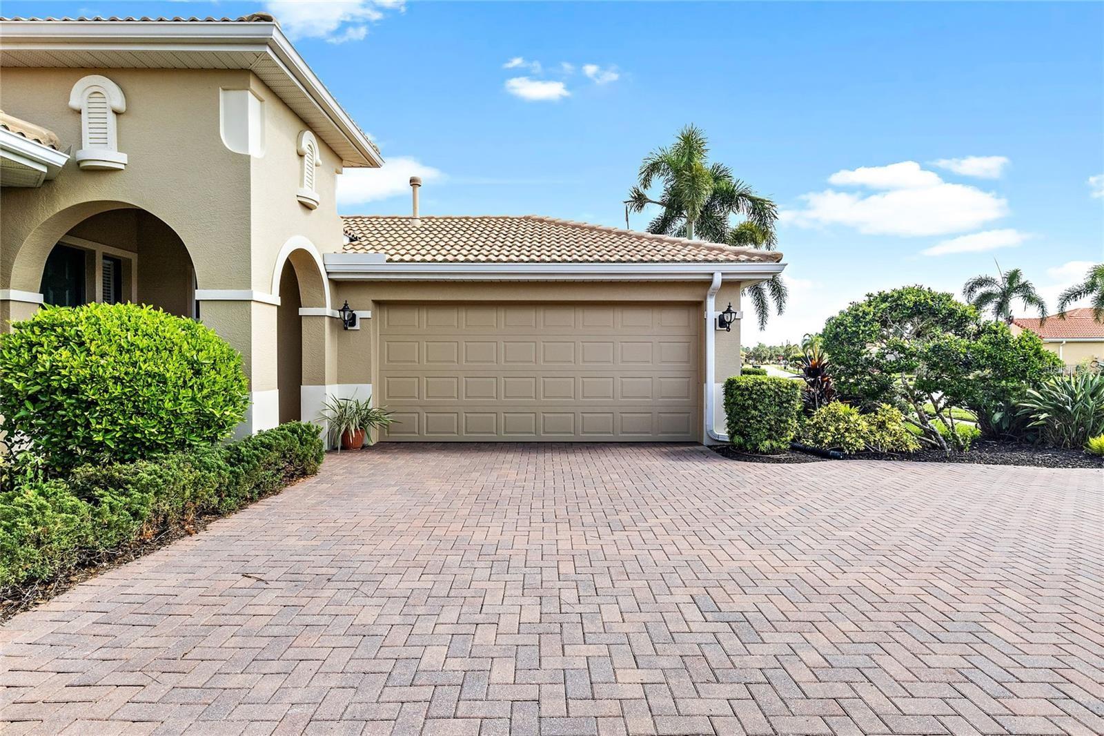 Photo 3 of 134 SAVONA WAY