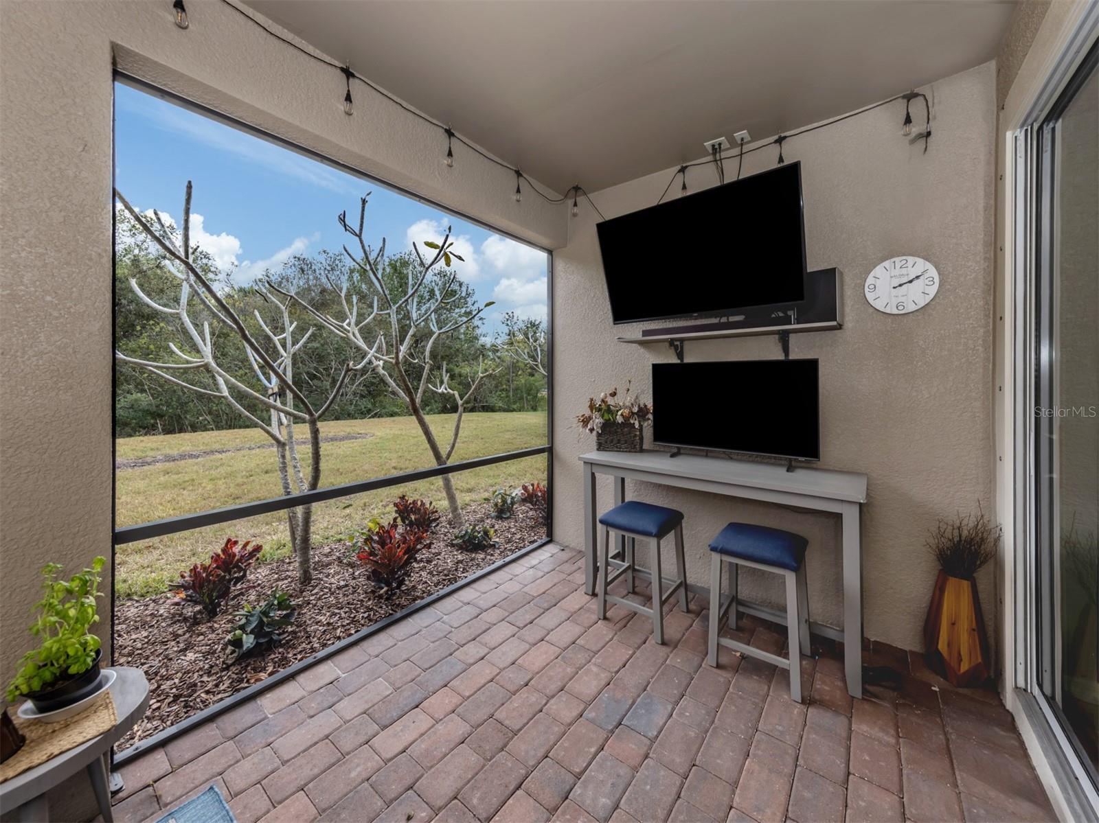 Photo 5 of 11601 PARROTFISH ST